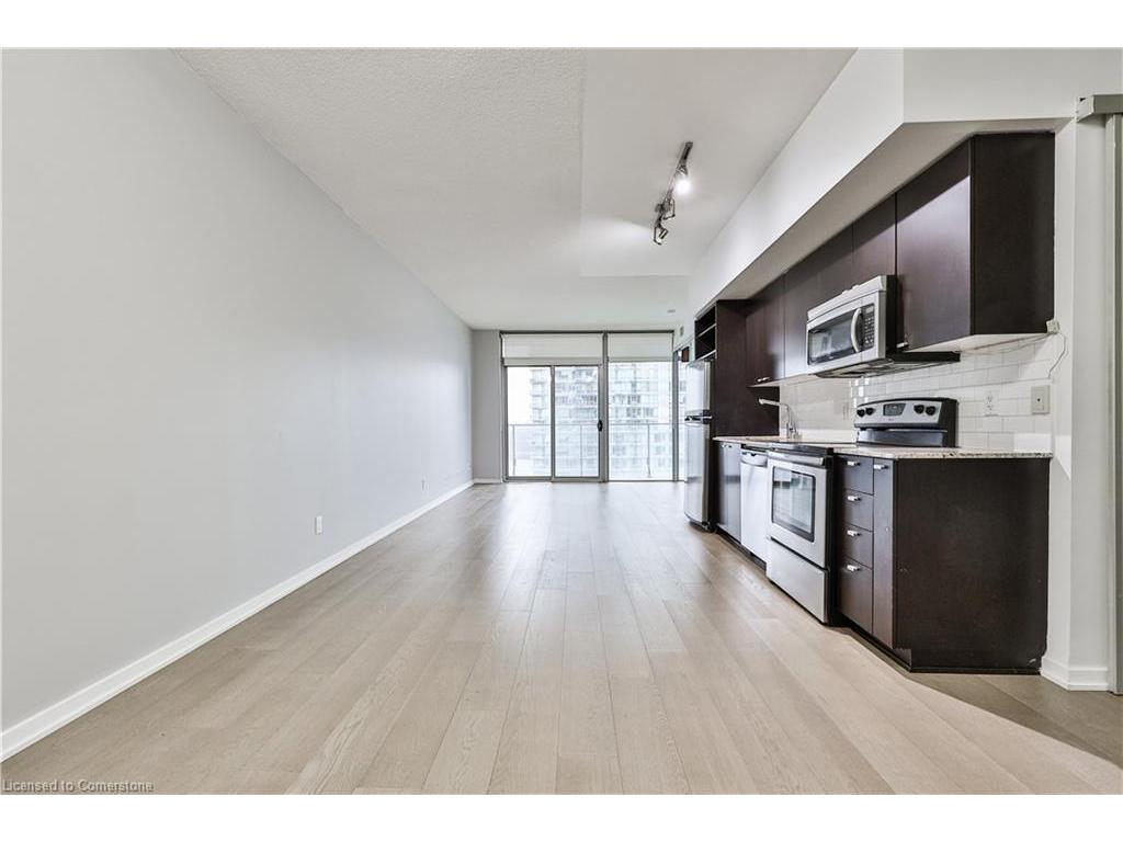 









103


The Queensway

, 1416,
Toronto,




ON
M6S 5B3

