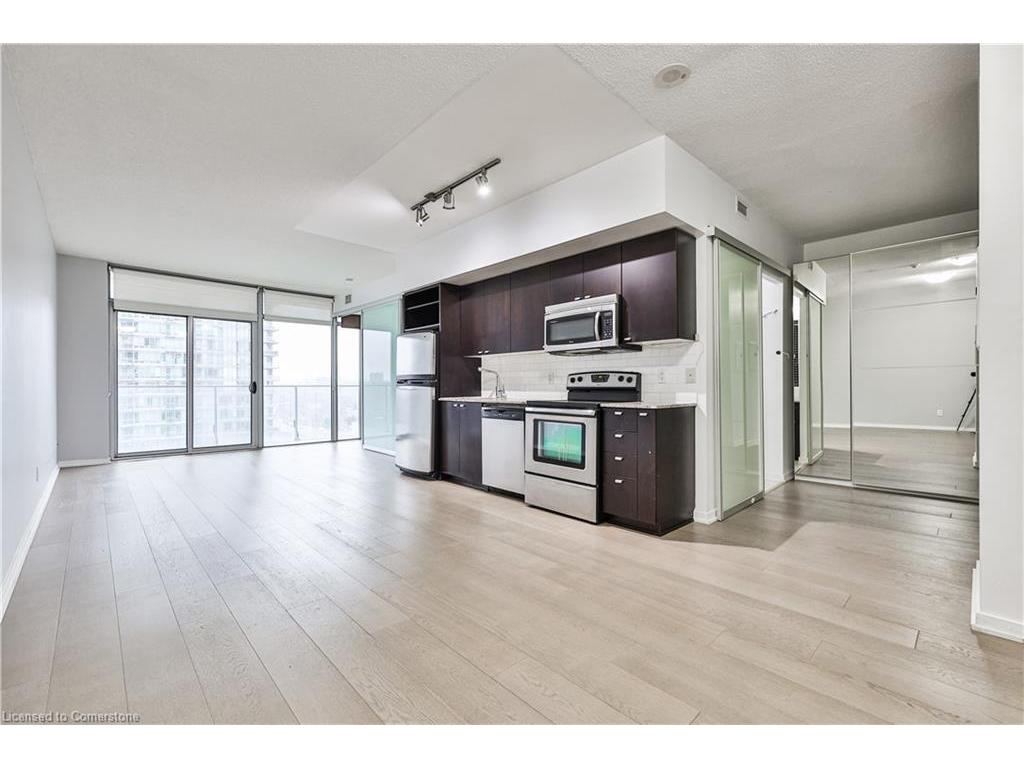 









103


The Queensway

, 1416,
Toronto,




ON
M6S 5B3

