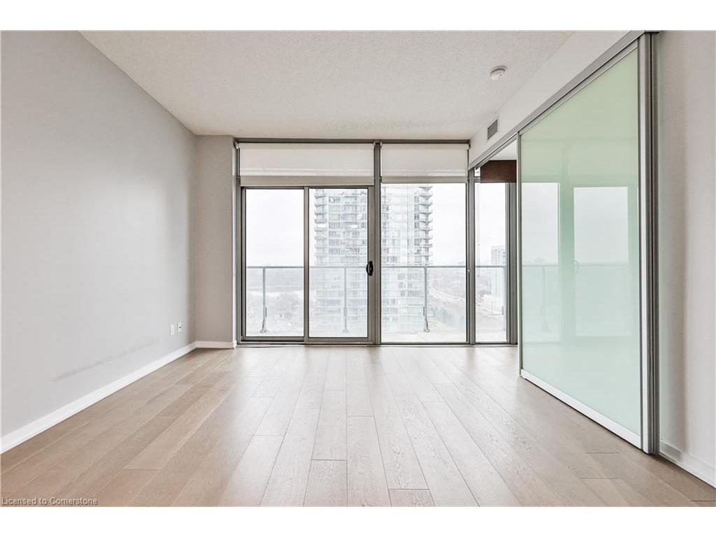 









103


The Queensway

, 1416,
Toronto,




ON
M6S 5B3

