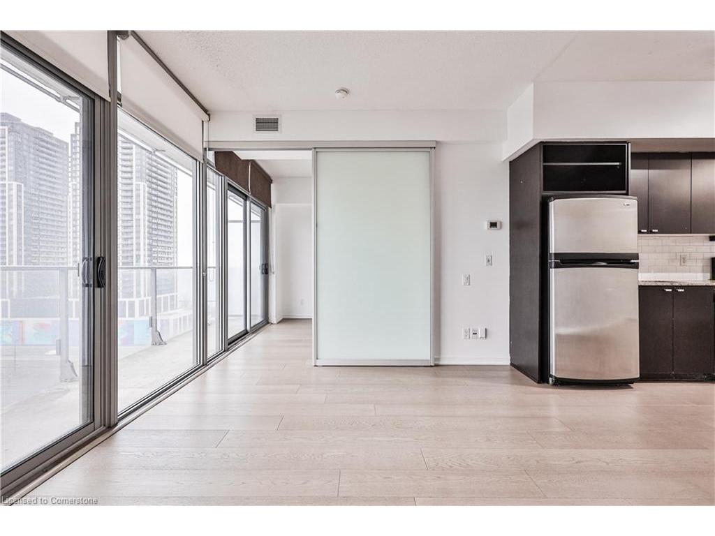 









103


The Queensway

, 1416,
Toronto,




ON
M6S 5B3

