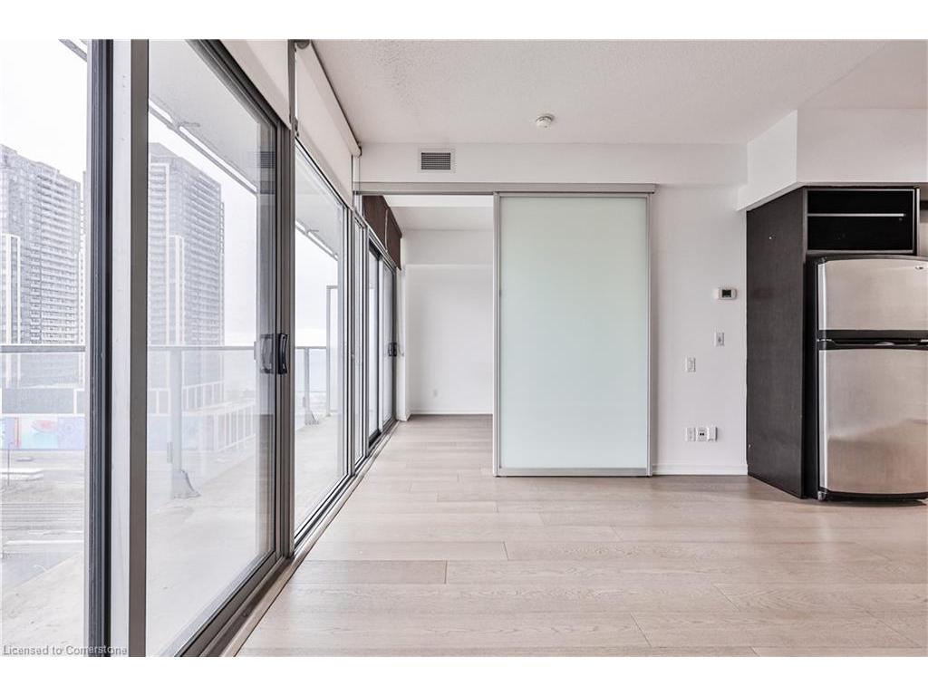 









103


The Queensway

, 1416,
Toronto,




ON
M6S 5B3

