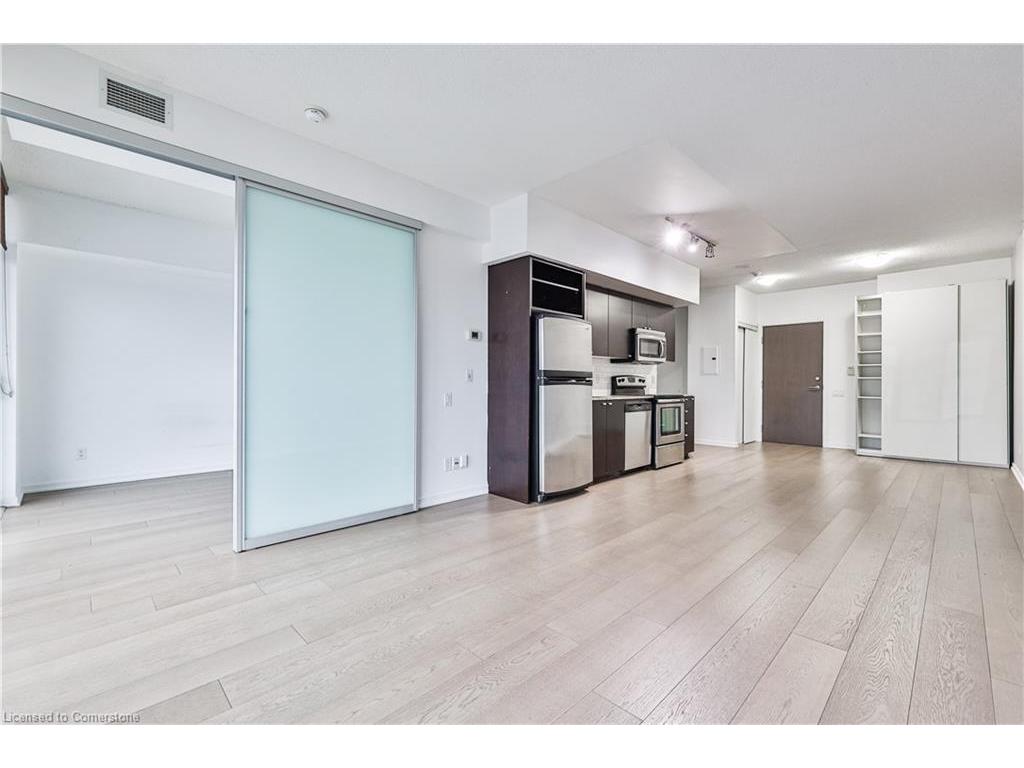 









103


The Queensway

, 1416,
Toronto,




ON
M6S 5B3

