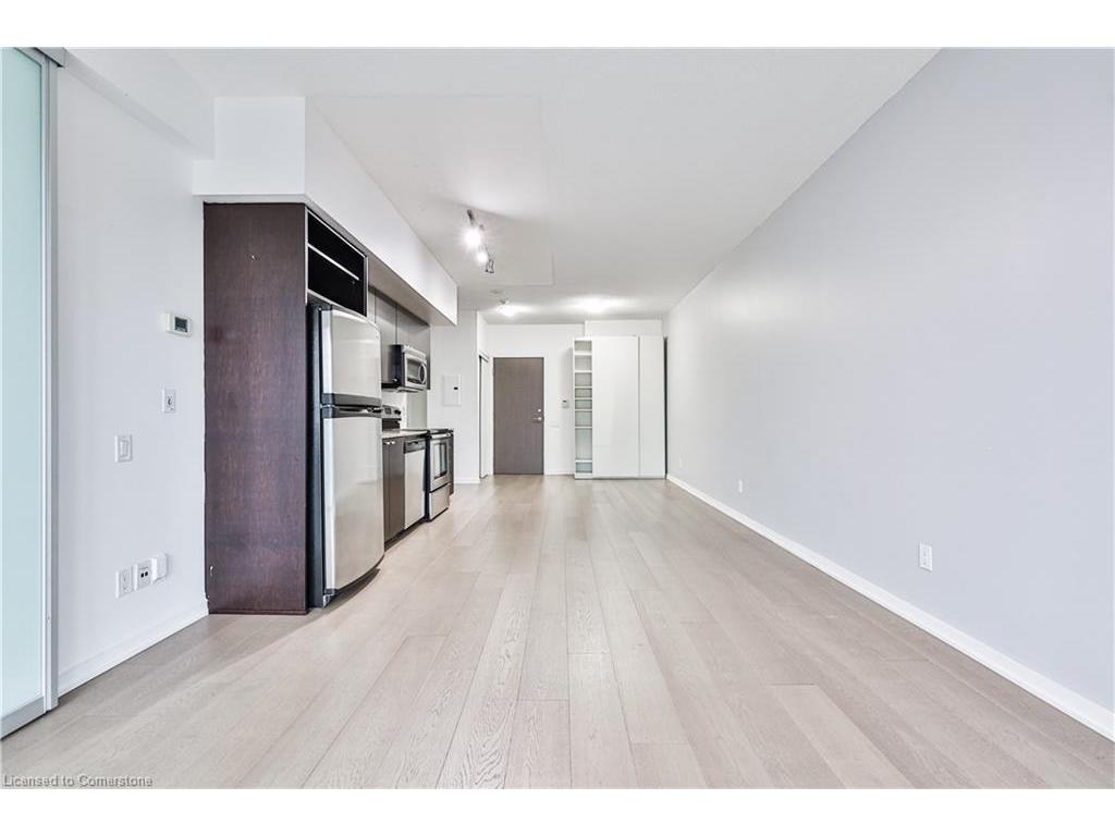 









103


The Queensway

, 1416,
Toronto,




ON
M6S 5B3

