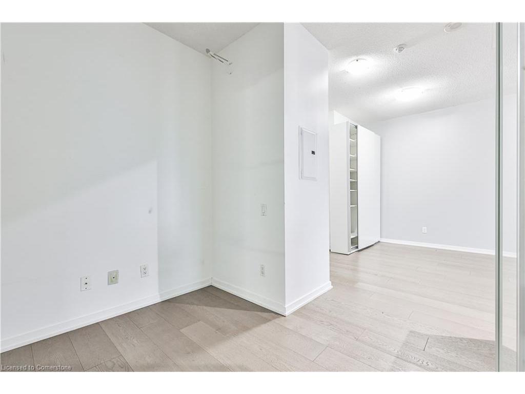 









103


The Queensway

, 1416,
Toronto,




ON
M6S 5B3

