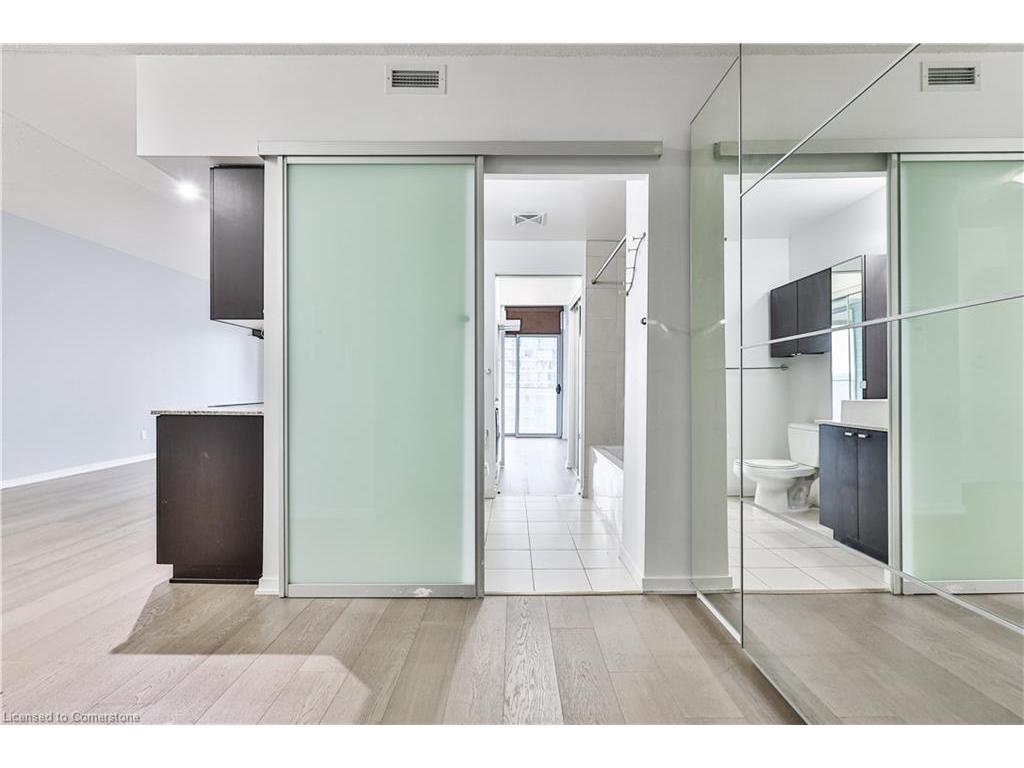 









103


The Queensway

, 1416,
Toronto,




ON
M6S 5B3

