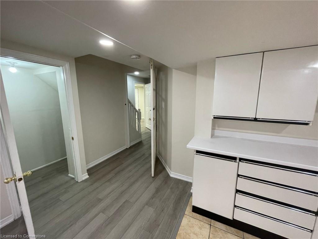 









59


Bridgeport

Crescent, bsmt,
Ancaster,




ON
L9K 1K3

