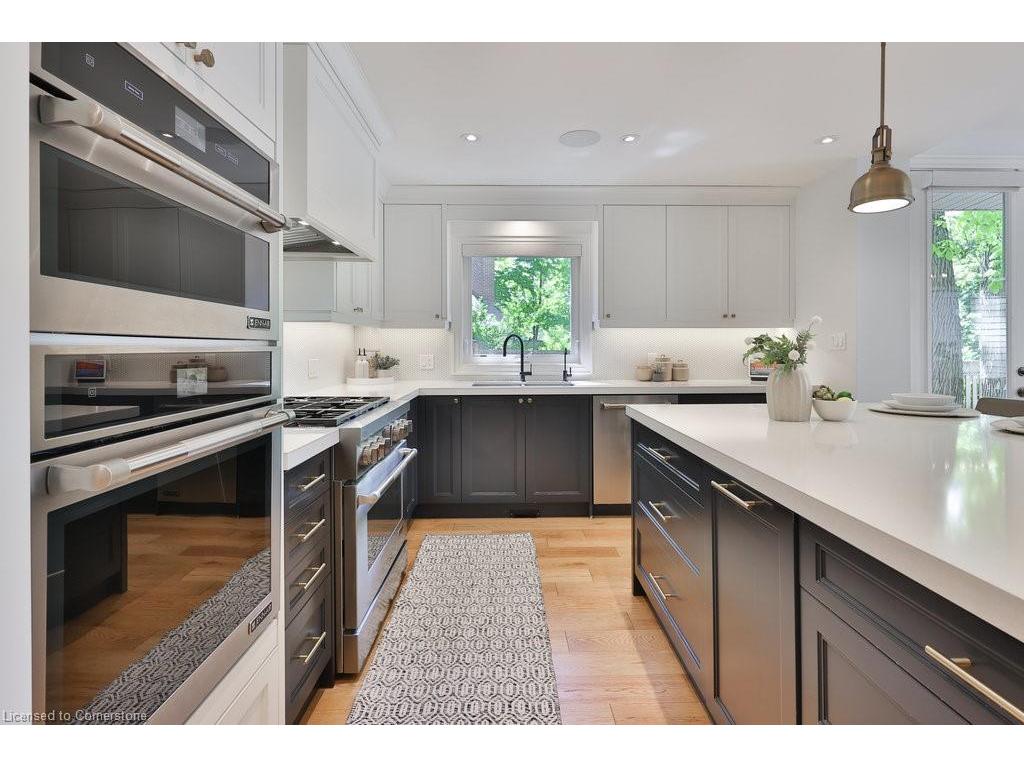 









3661


Greenbower

Court,
Mississauga,




ON
L5L 1P3

