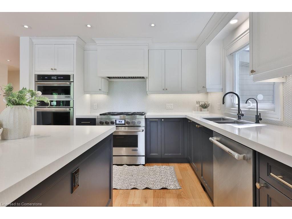 









3661


Greenbower

Court,
Mississauga,




ON
L5L 1P3

