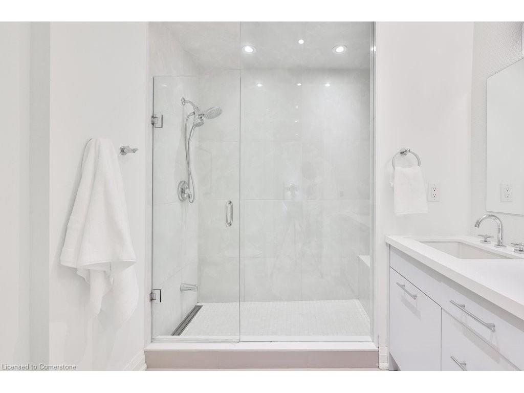 









3661


Greenbower

Court,
Mississauga,




ON
L5L 1P3

