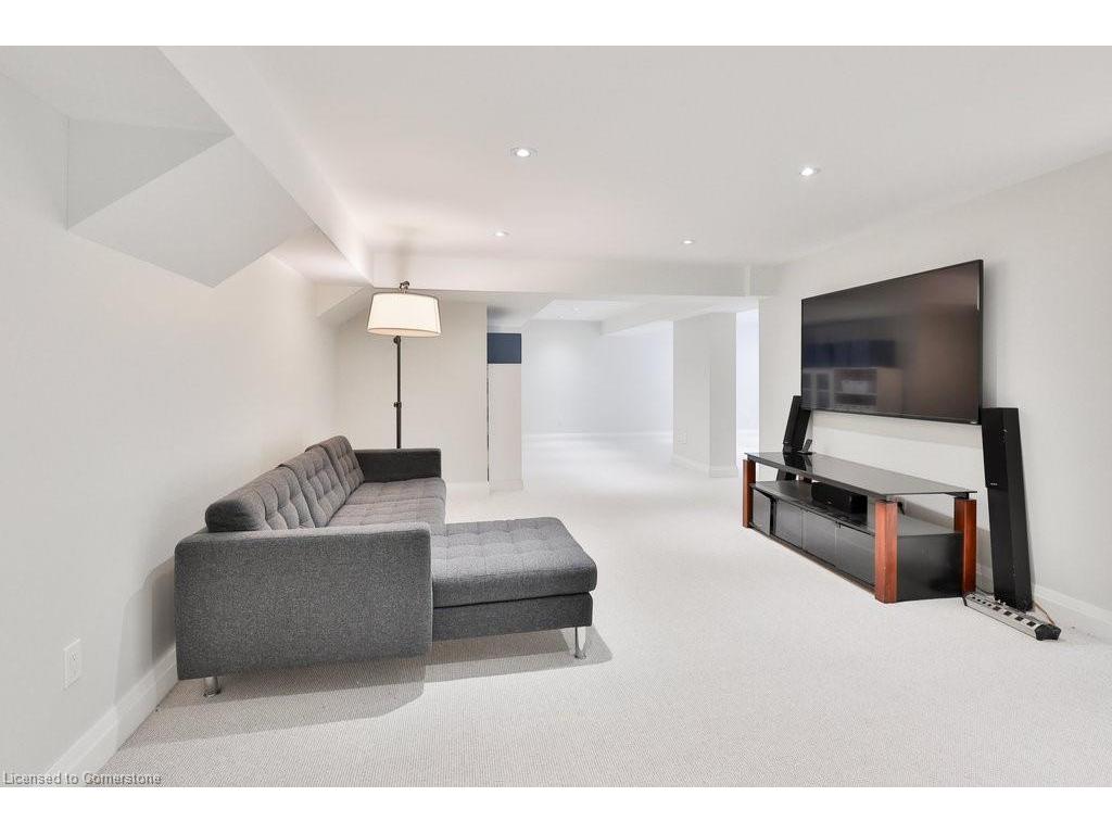 









3661


Greenbower

Court,
Mississauga,




ON
L5L 1P3

