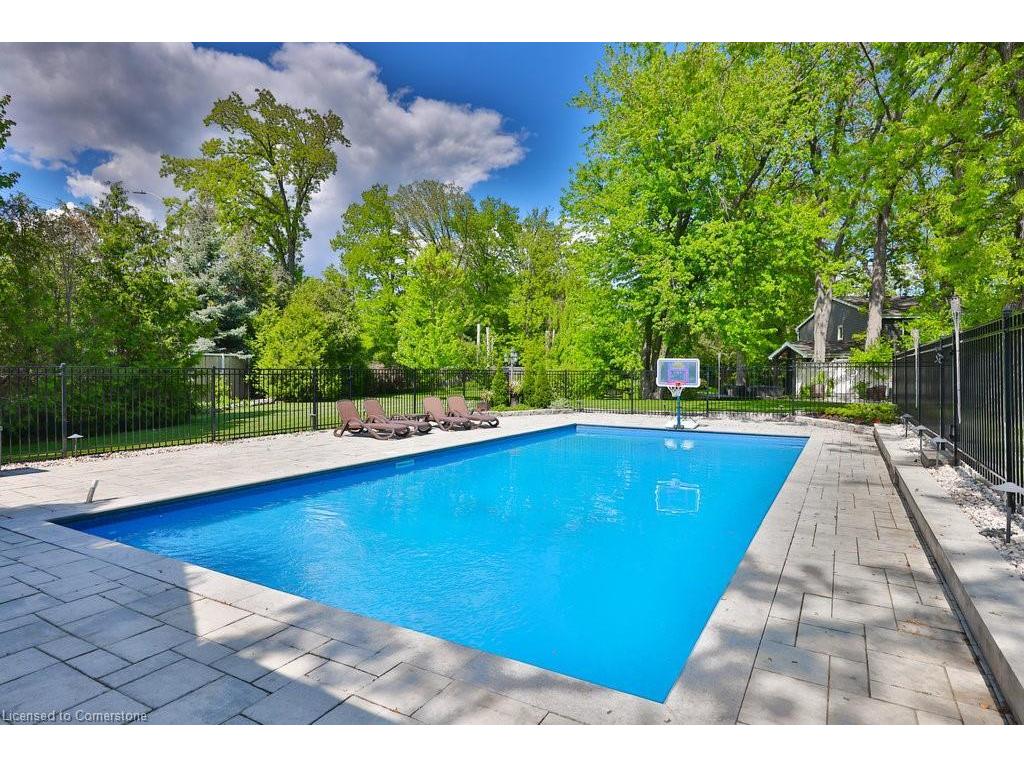 









3661


Greenbower

Court,
Mississauga,




ON
L5L 1P3

