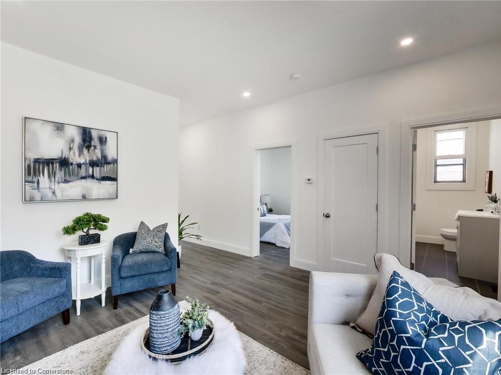 









54


Fairview

Avenue,
Hamilton,




ON
L8L 7B6

