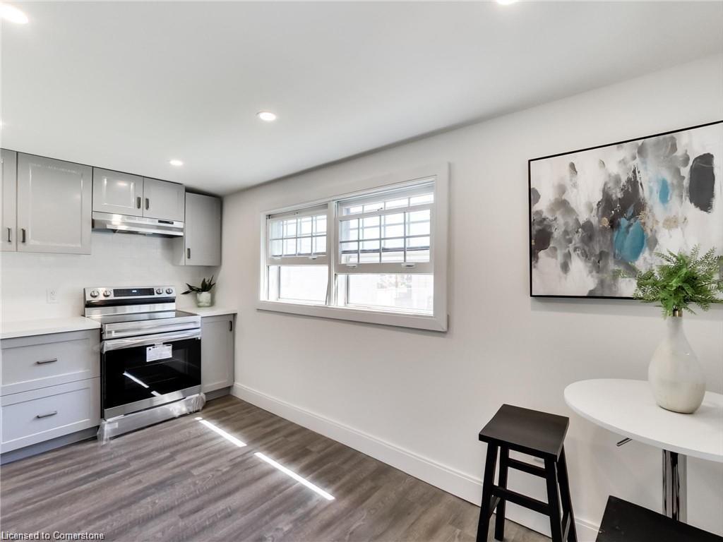 









54


Fairview

Avenue,
Hamilton,




ON
L8L 7B6

