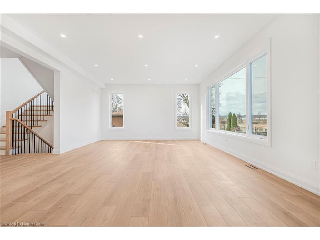 









4364


Victoria

Avenue,
Vineland,




ON
L0R 2E0

