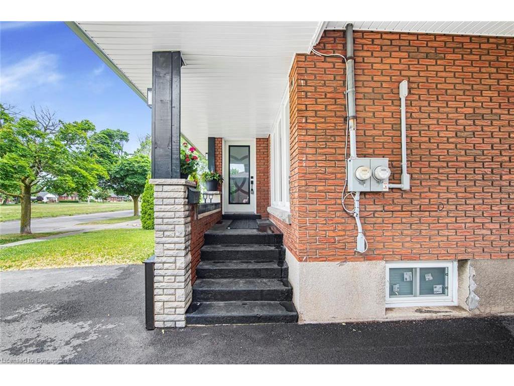 









70


Golden

Boulevard East,
Welland,




ON
L3B 1H6

