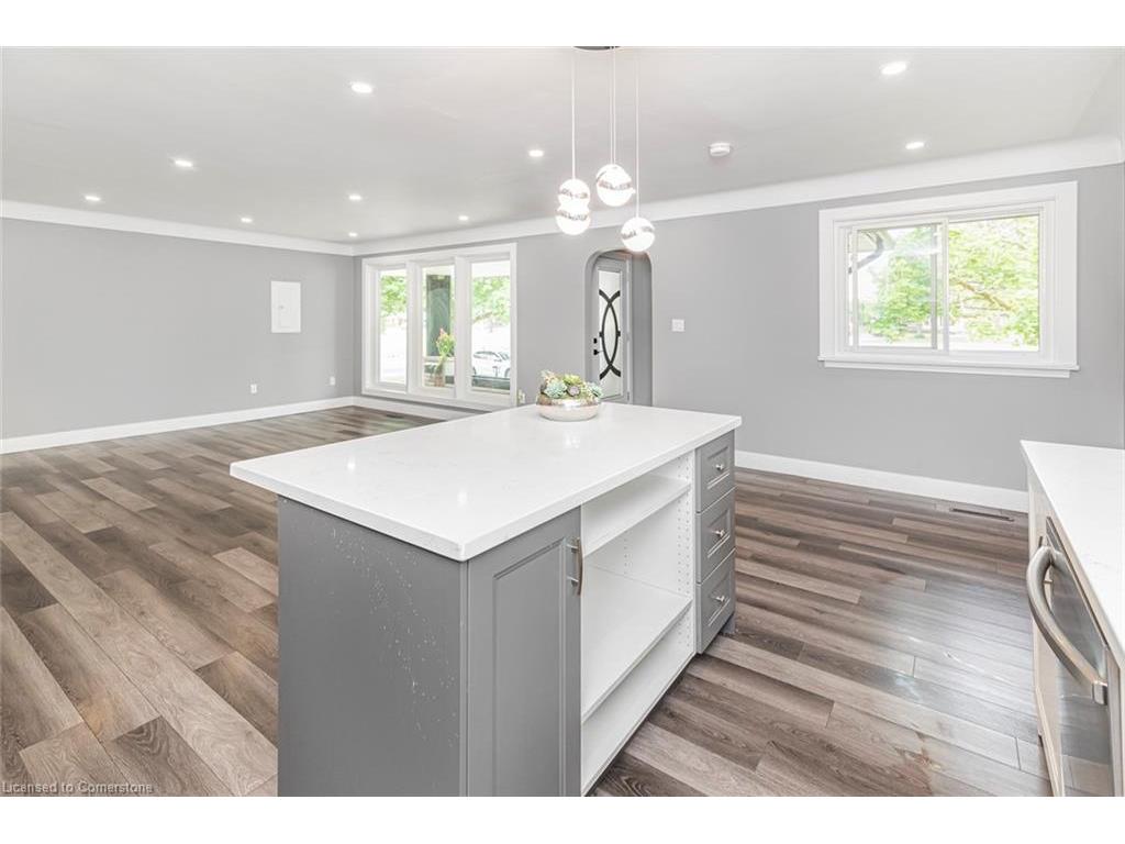 









70


Golden

Boulevard East,
Welland,




ON
L3B 1H6

