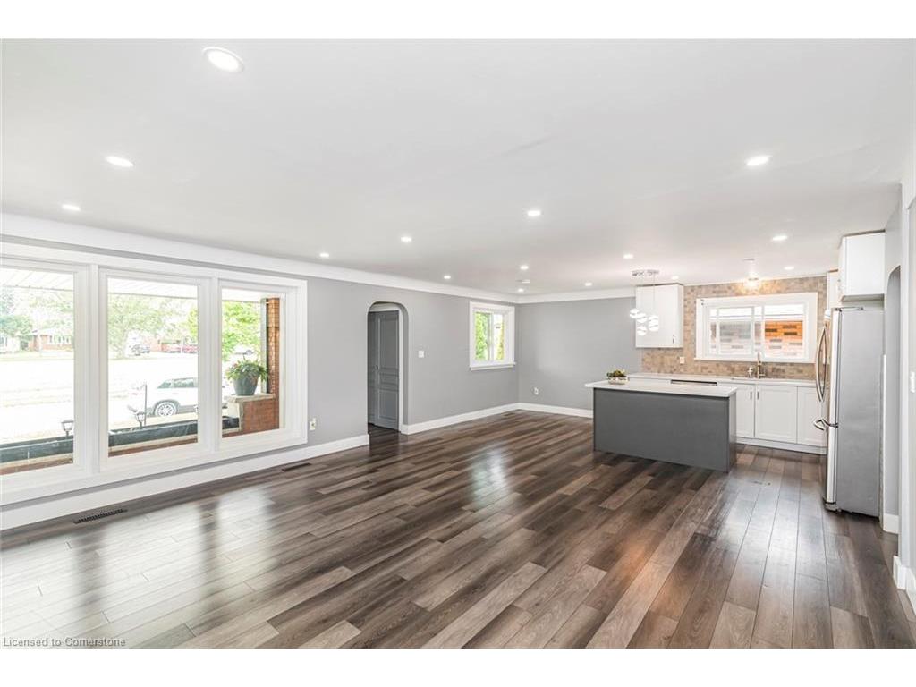 









70


Golden

Boulevard East,
Welland,




ON
L3B 1H6


