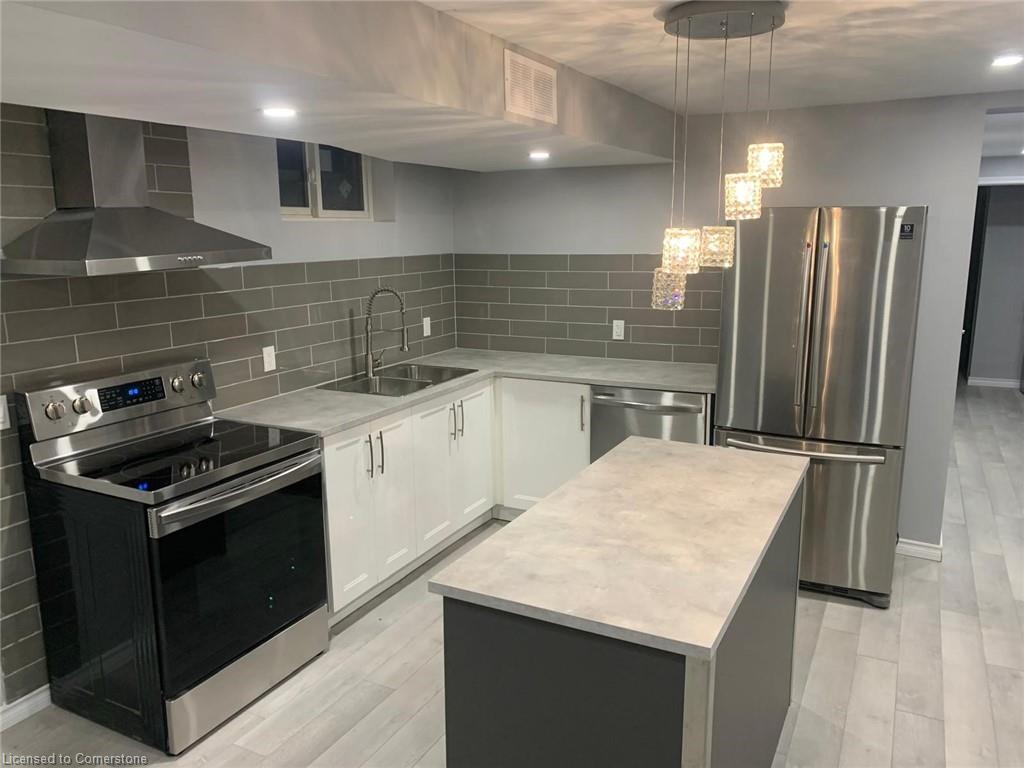 









70


Golden

Boulevard East,
Welland,




ON
L3B 1H6

