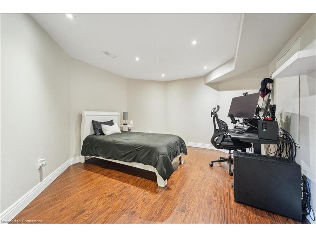 









3150


Trailside

Drive,
Oakville,




ON
L6M 0P6

