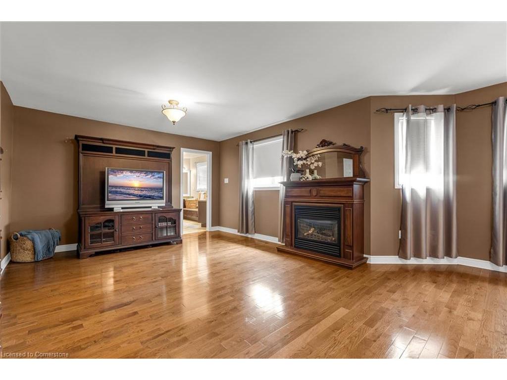 









29


Gaines

Avenue,
Dundas,




ON
L9H 7M4

