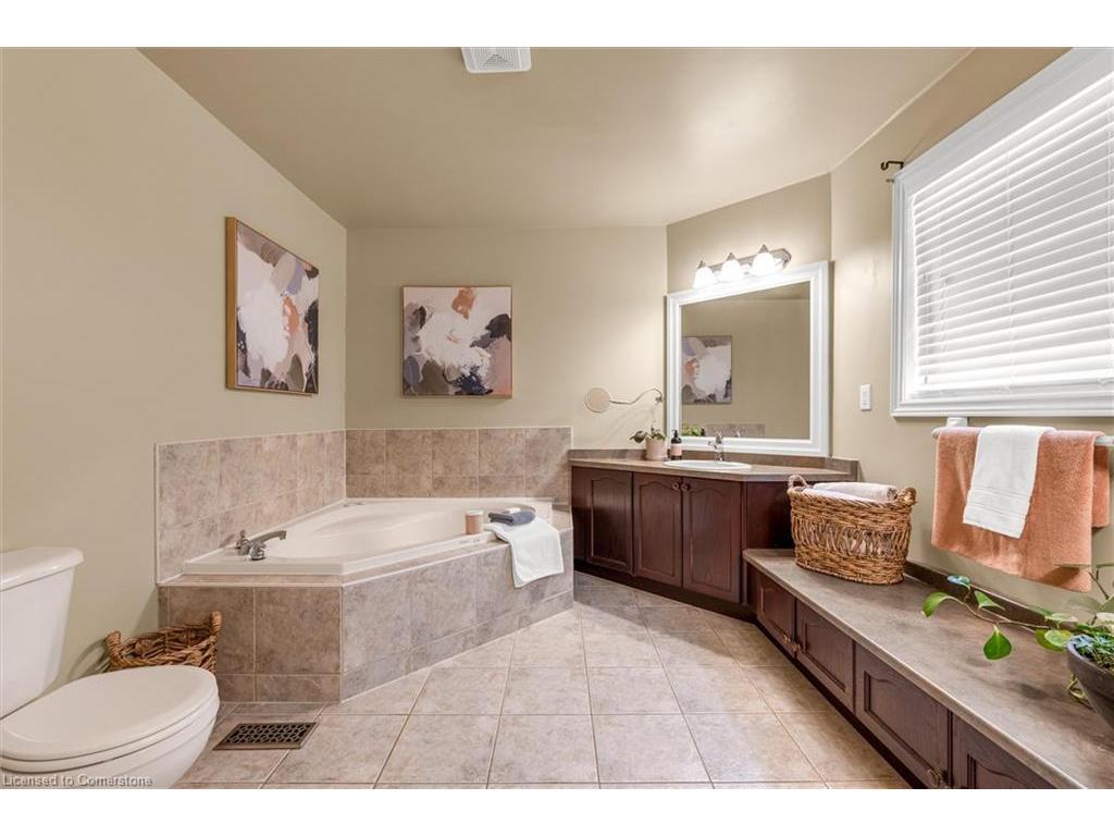 









29


Gaines

Avenue,
Dundas,




ON
L9H 7M4

