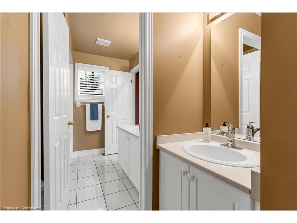 









29


Gaines

Avenue,
Dundas,




ON
L9H 7M4


