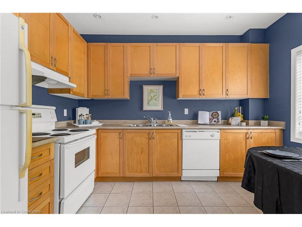 









100


Beddoe

Drive, 6,
Hamilton,




ON
L8P 4Z2

