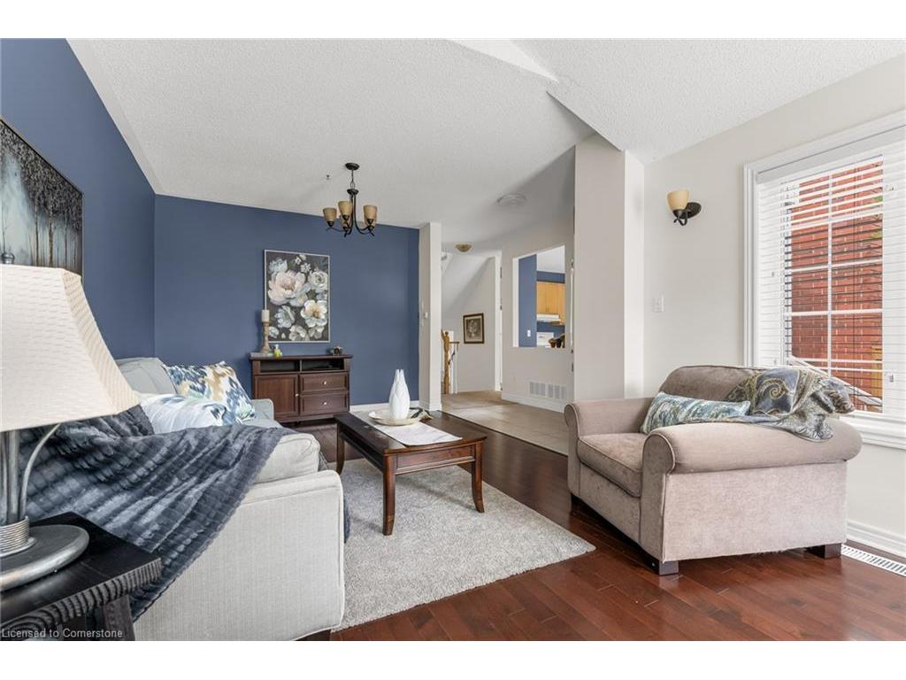 









100


Beddoe

Drive, 6,
Hamilton,




ON
L8P 4Z2

