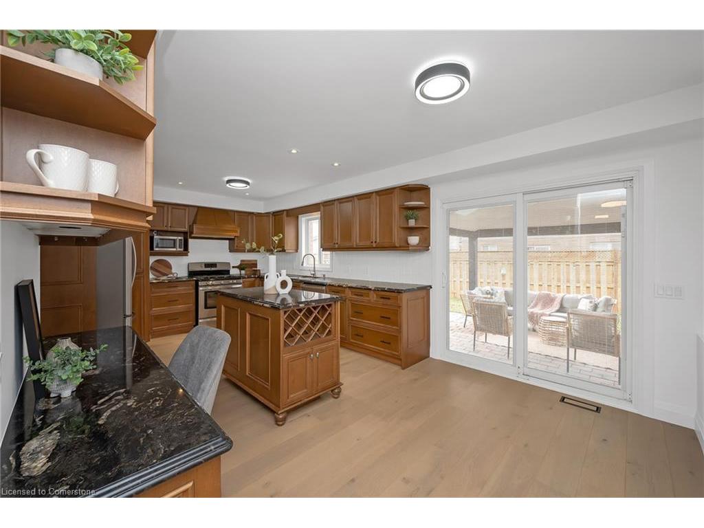 









11


Eric Burke

Court,
Hamilton,




ON
L9A 5J9

