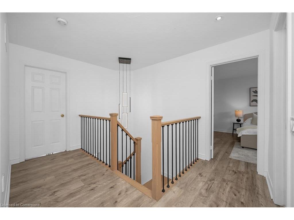 









11


Eric Burke

Court,
Hamilton,




ON
L9A 5J9

