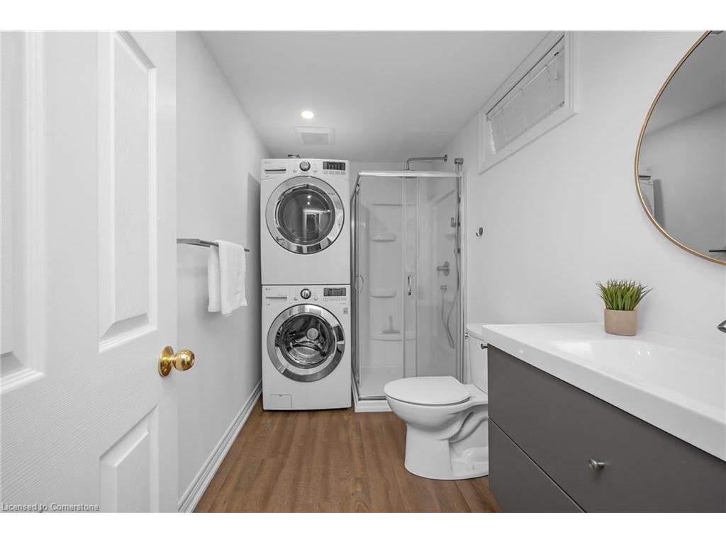 









11


Eric Burke

Court,
Hamilton,




ON
L9A 5J9

