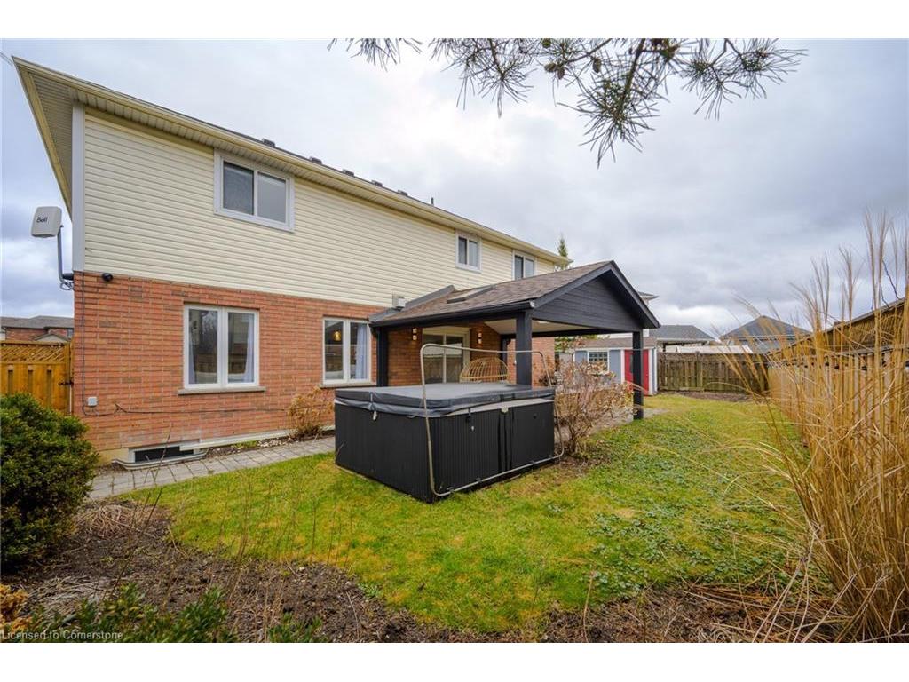 









11


Eric Burke

Court,
Hamilton,




ON
L9A 5J9

