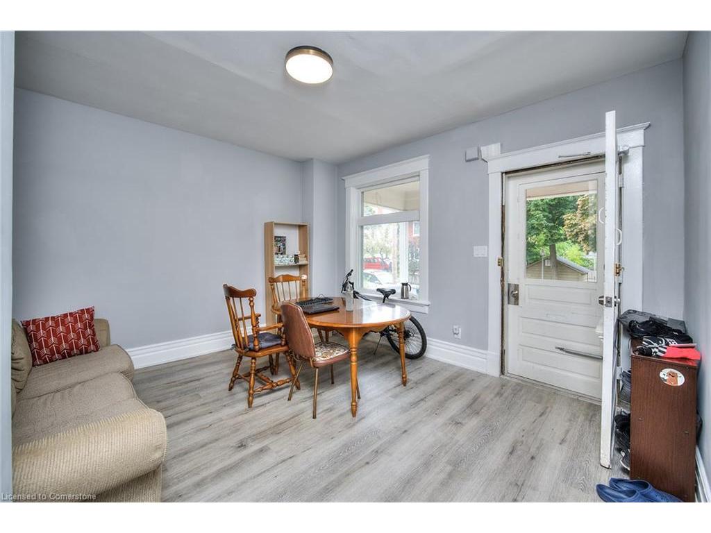 









19


Clarence

Place,
Kitchener,




ON
N2H 2L1

