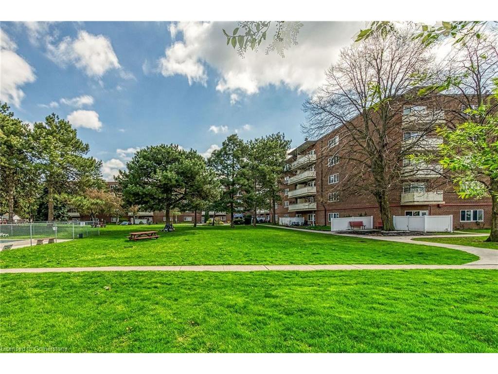









198


Scott

Street, 220,
St. Catharines,




ON
L2N 5T3

