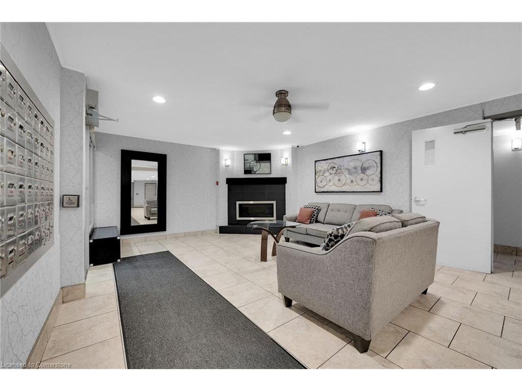 









198


Scott

Street, 220,
St. Catharines,




ON
L2N 5T3

