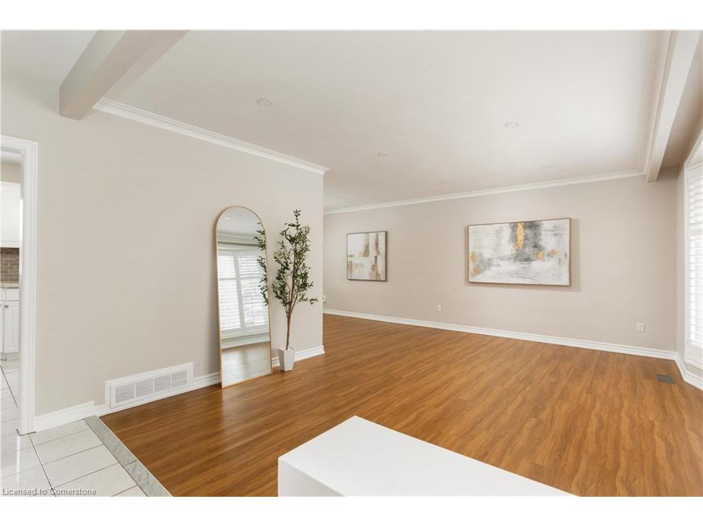 









1181


Newton

Road,
Oakville,




ON
L6H 2A1

