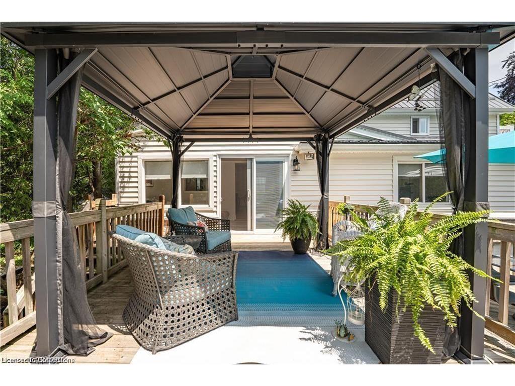 









4


6th

Street,
Grimsby,




ON
L3M 2T3

