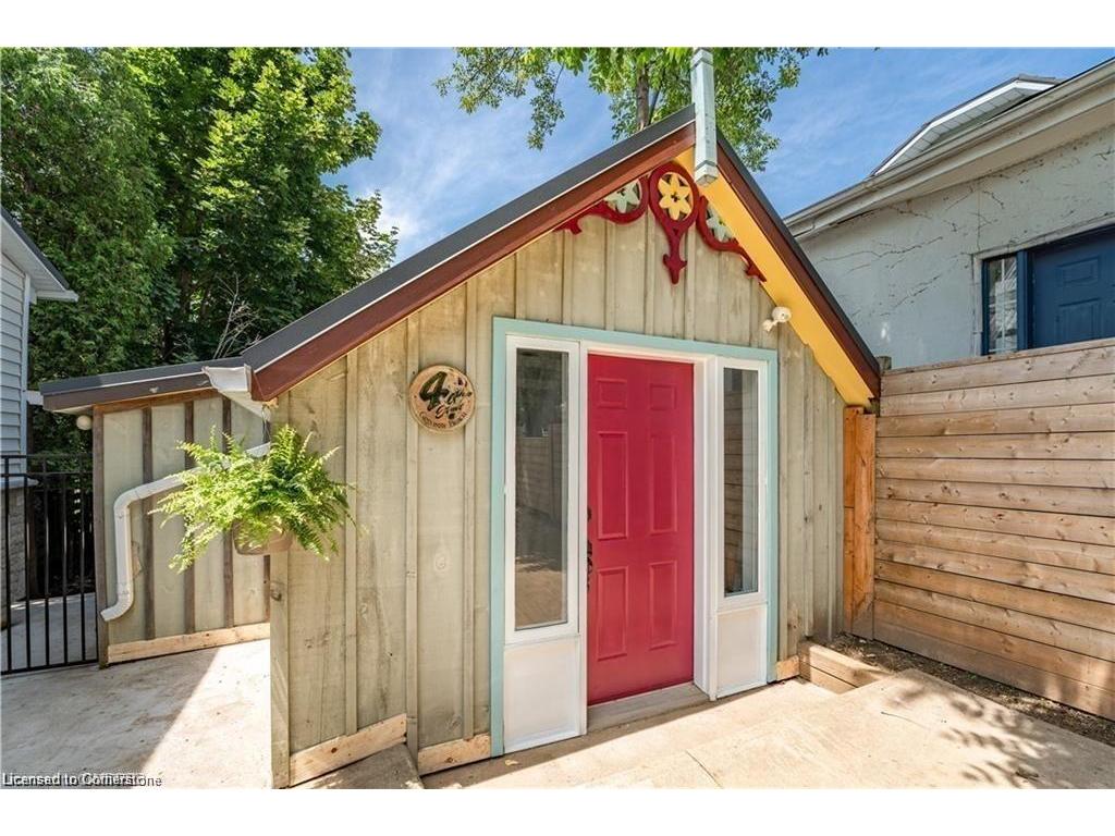 









4


6th

Street,
Grimsby,




ON
L3M 2T3

