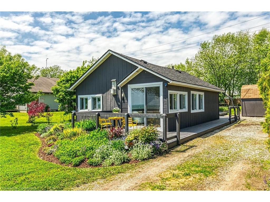 









39


Blue Water

Parkway,
Selkirk,




ON
N0A 1P0

