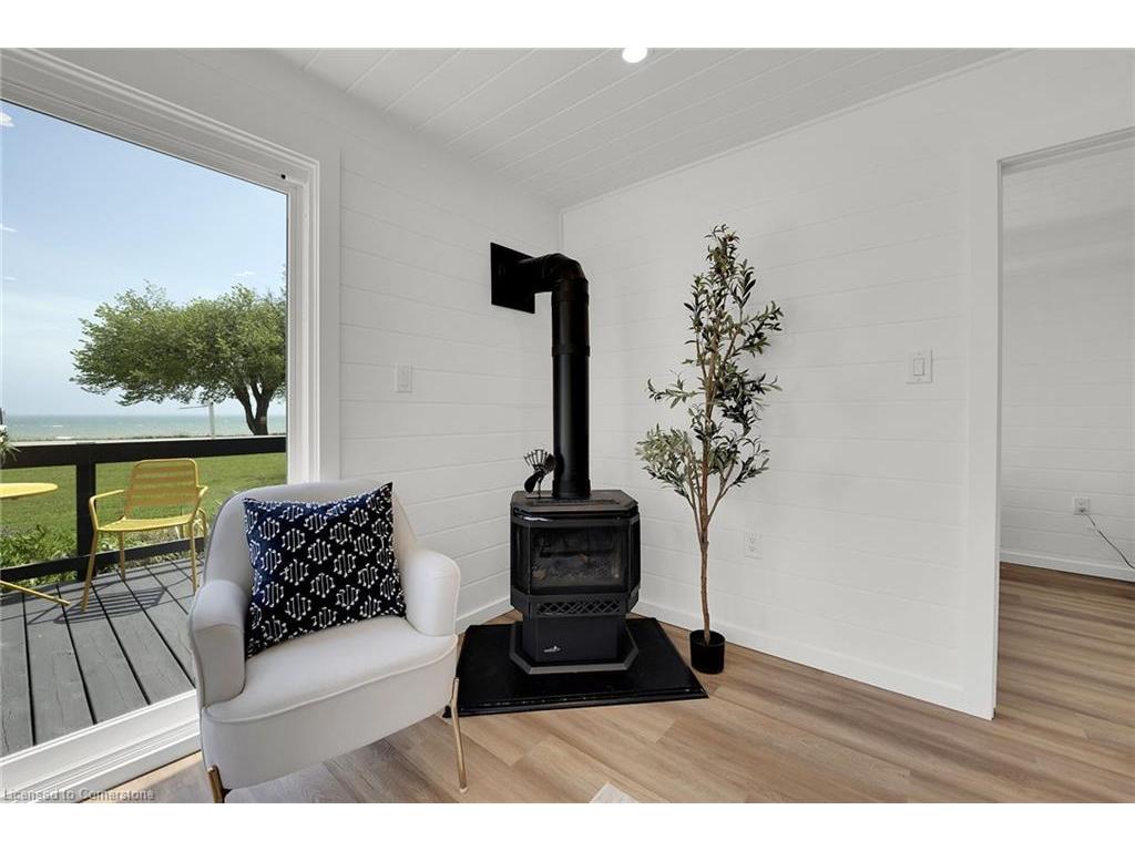 









39


Blue Water

Parkway,
Selkirk,




ON
N0A 1P0

