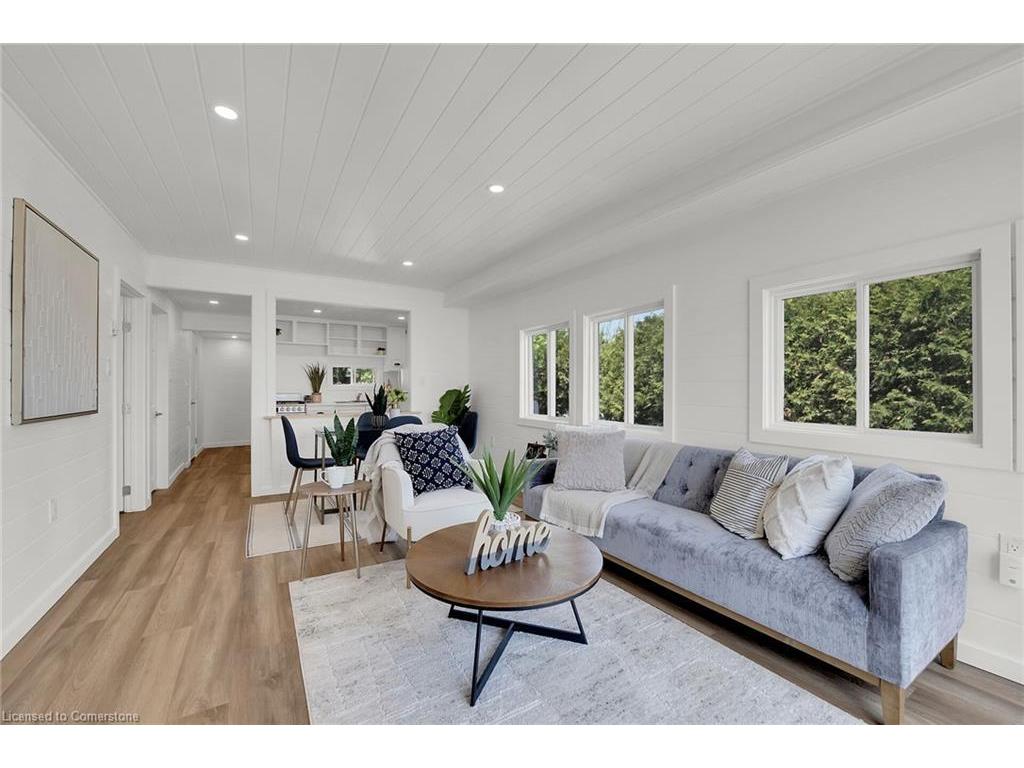 









39


Blue Water

Parkway,
Selkirk,




ON
N0A 1P0

