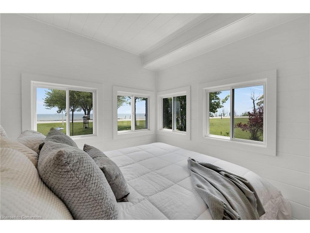 









39


Blue Water

Parkway,
Selkirk,




ON
N0A 1P0

