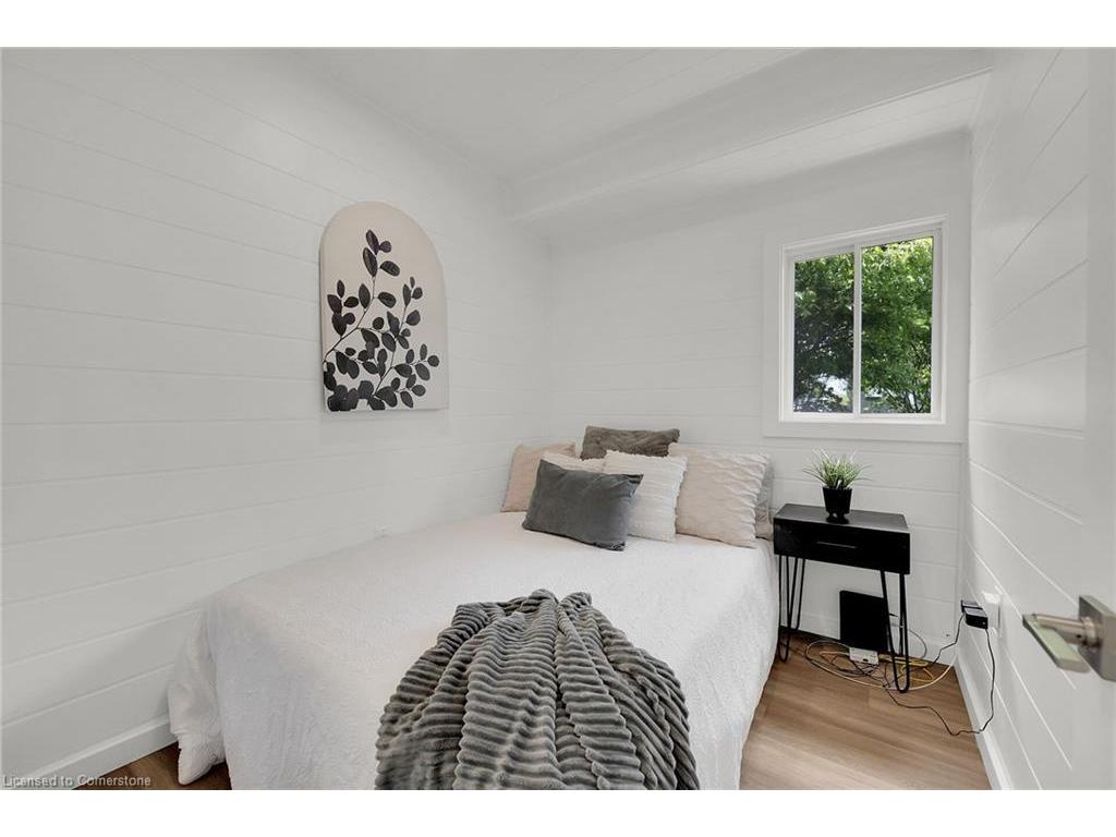 









39


Blue Water

Parkway,
Selkirk,




ON
N0A 1P0

