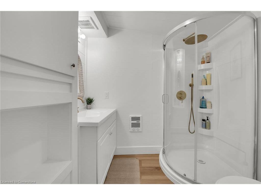 









39


Blue Water

Parkway,
Selkirk,




ON
N0A 1P0

