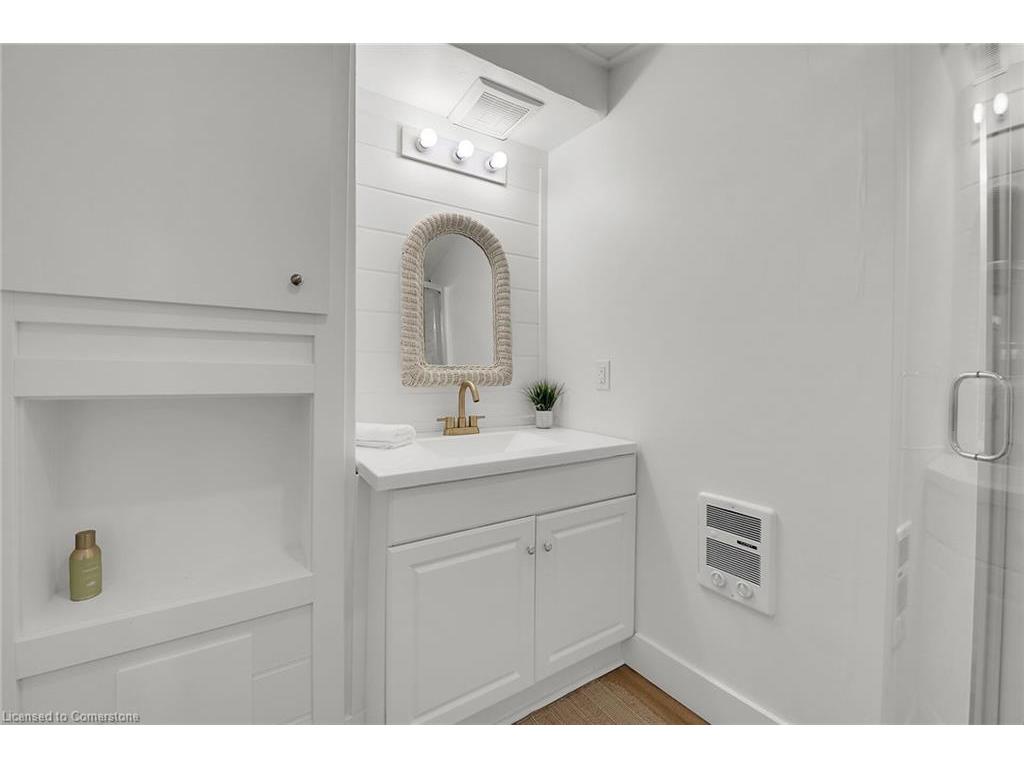 









39


Blue Water

Parkway,
Selkirk,




ON
N0A 1P0

