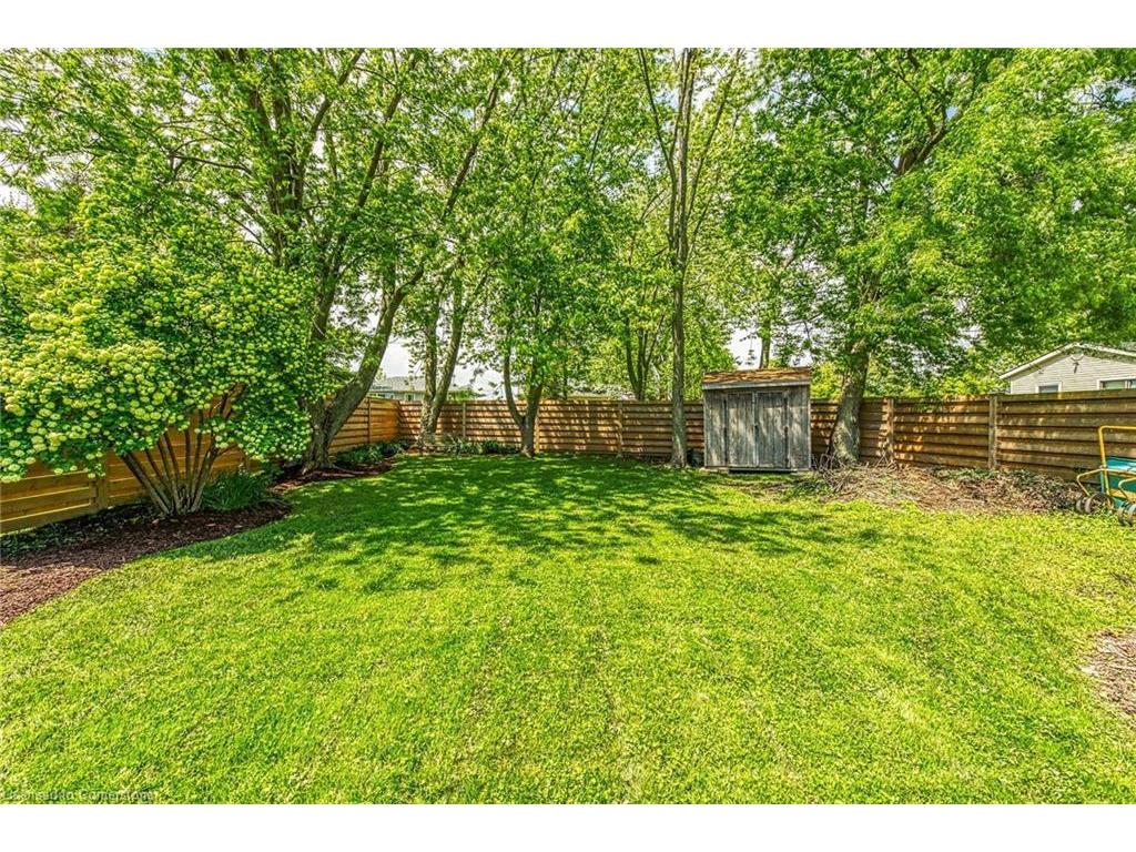 









39


Blue Water

Parkway,
Selkirk,




ON
N0A 1P0

