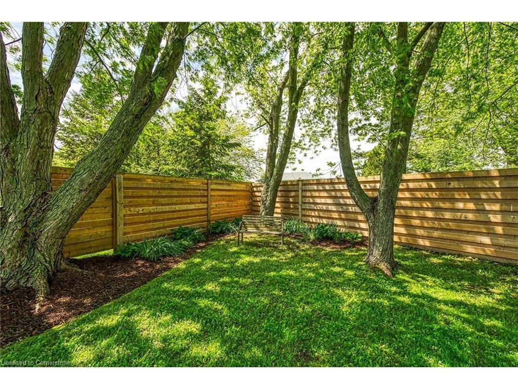 









39


Blue Water

Parkway,
Selkirk,




ON
N0A 1P0

