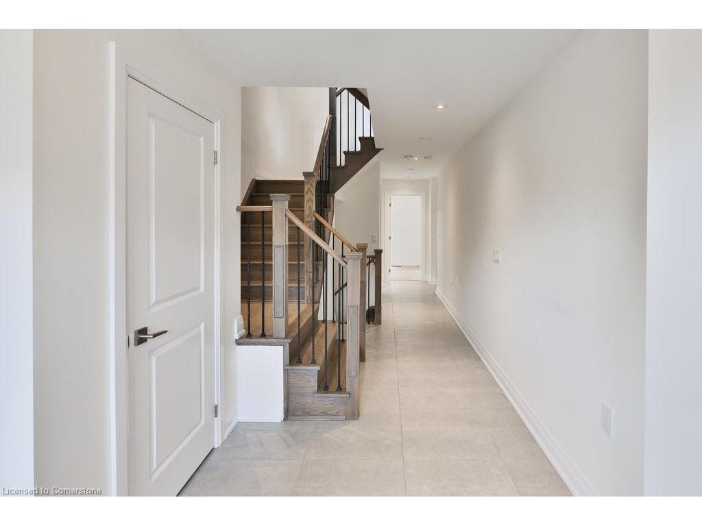









1663


Vellore

Crescent,
Mississauga,




ON
L5G 0C3

