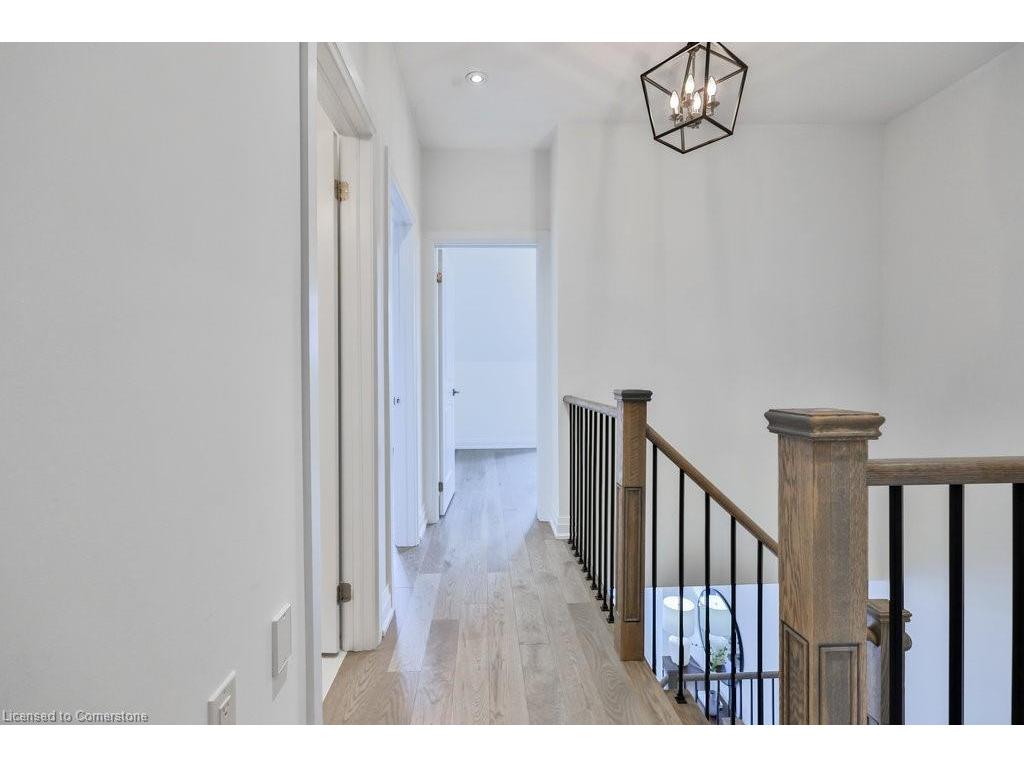 









1663


Vellore

Crescent,
Mississauga,




ON
L5G 0C3

