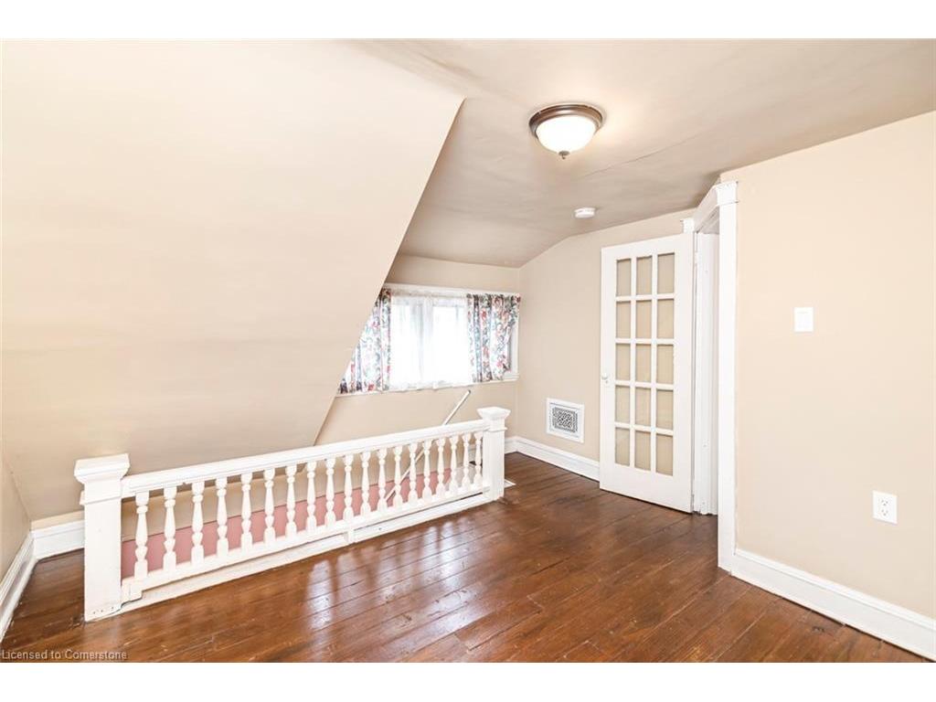 









44


Arthur

Avenue North,
Hamilton,




ON
L8L 6C5

